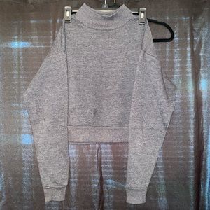 turtle neck cropped sweater
